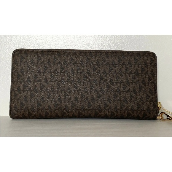 New Michael Kors Jet Set Large Travel Continental wallet PVC Brown - Picture 4 of 4